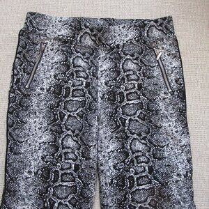 Carolina Belle Size 10 Snake Print Women Ankle Pant Stretch Pockets w/zippers